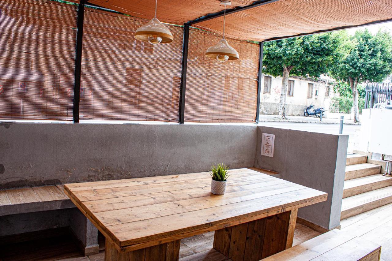 Y Hostel - Albergue Juvenil ปัลมาเดมายอร์กา ภายนอก รูปภาพ