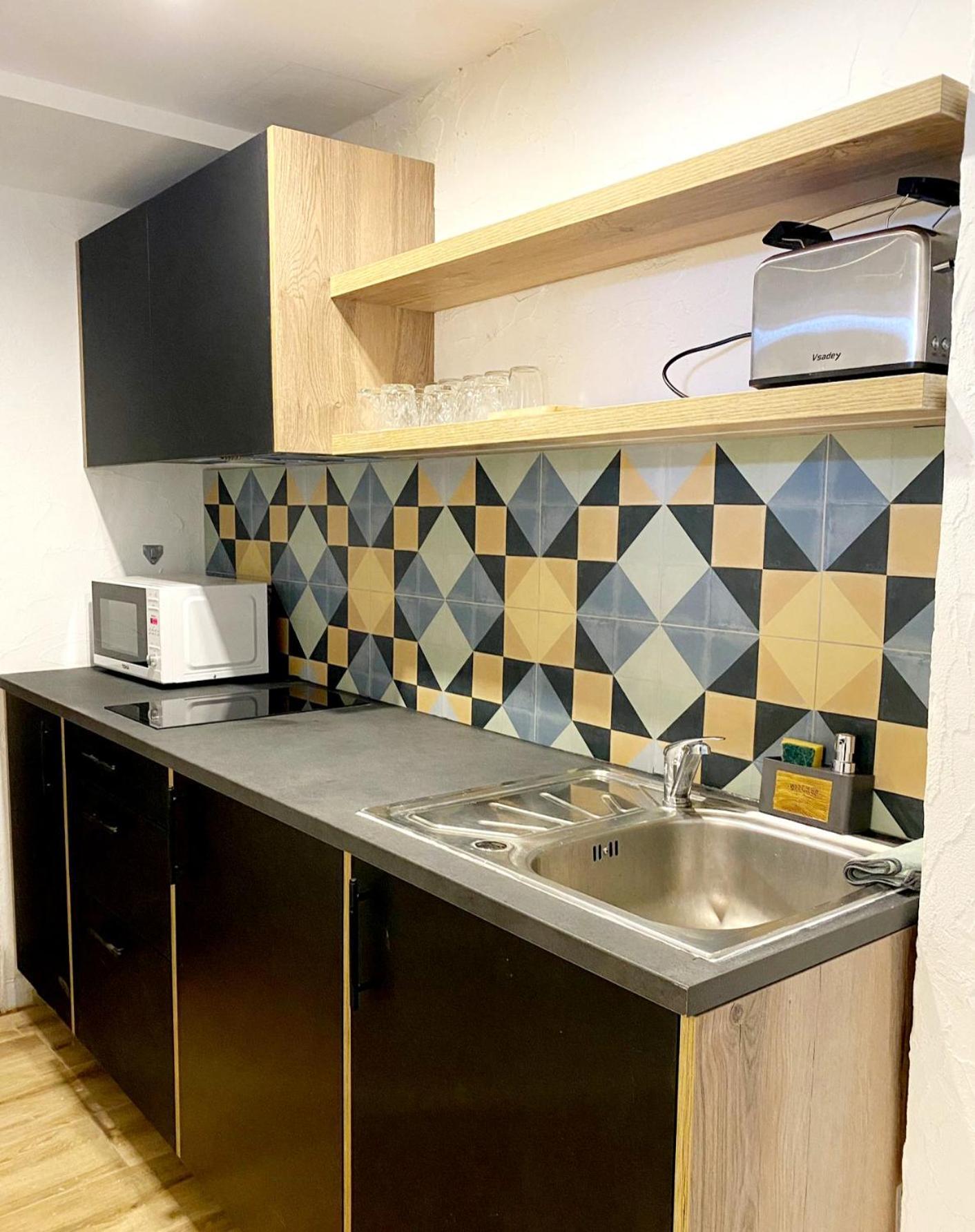 Y Hostel - Albergue Juvenil ปัลมาเดมายอร์กา ภายนอก รูปภาพ
